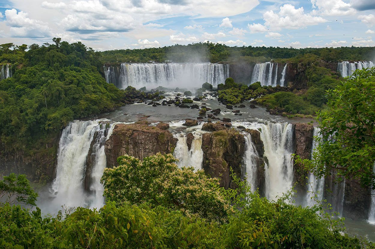 Cataratas-iguazu.jpg